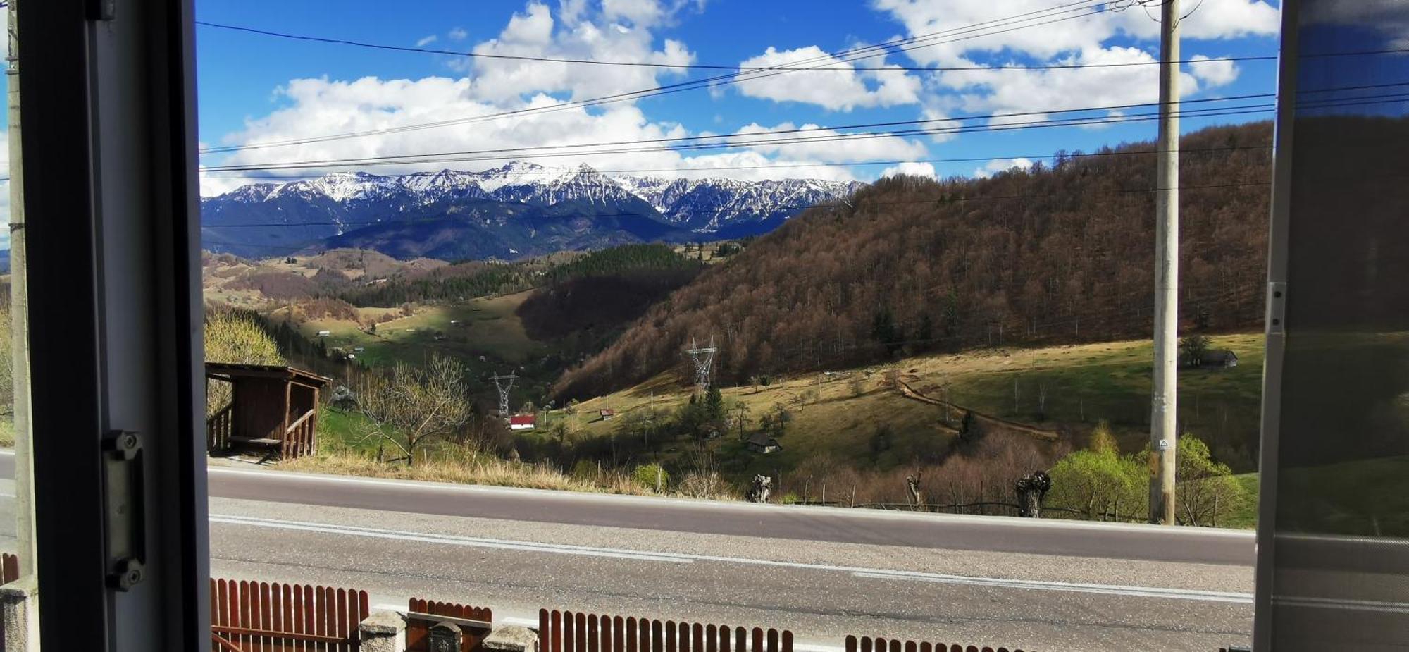 Nona Highland Home Moieciu de Jos Buitenkant foto