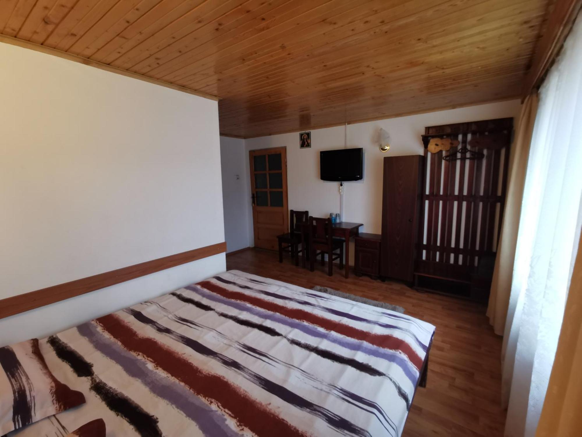 Nona Highland Home Moieciu de Jos Buitenkant foto